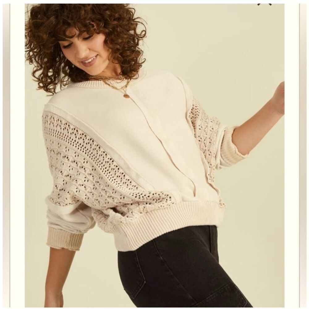 Altar’d state Jenna crocheted sweater woman’s medium oversized cream - Picture 1 of 9